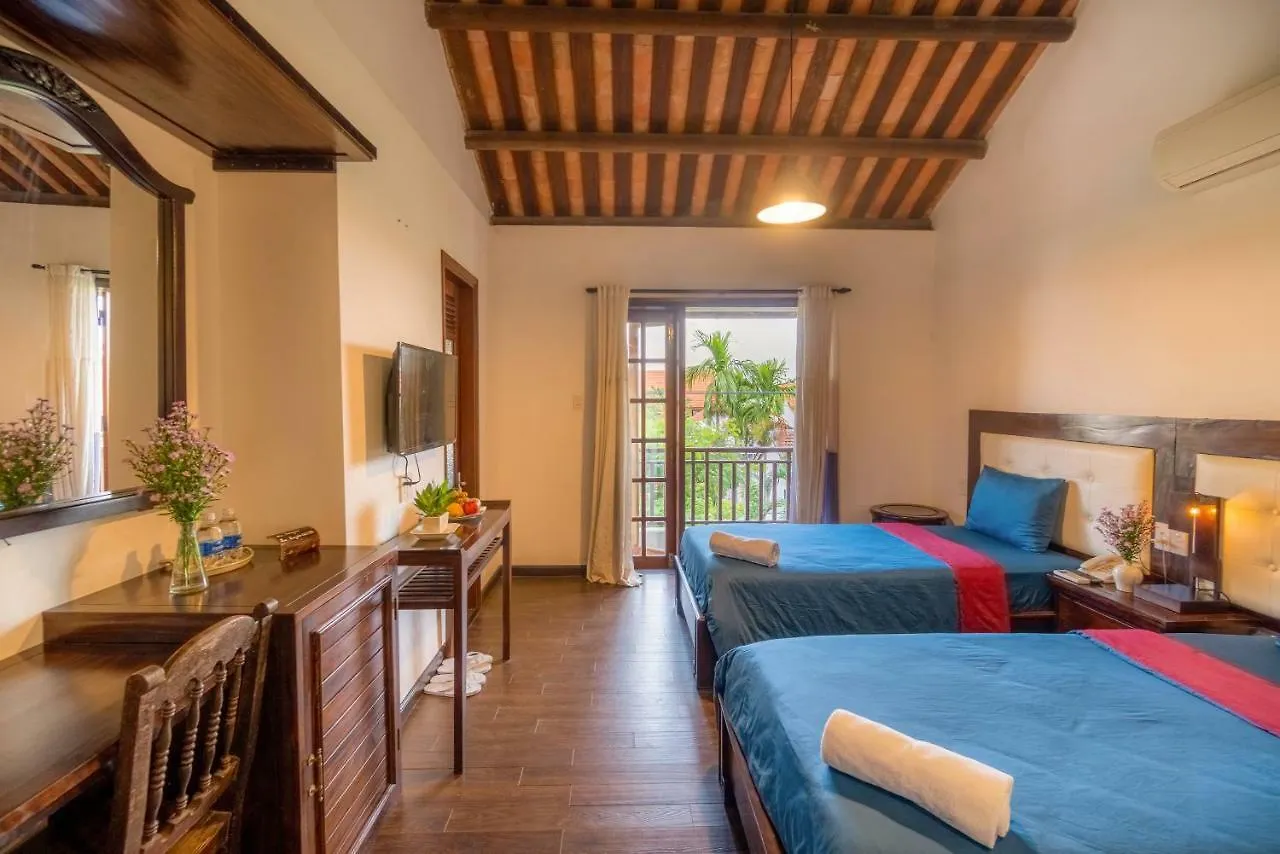 Calm House Hotel Hoi An 1