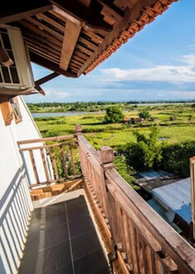 Calm House Hotel Hoi An 1