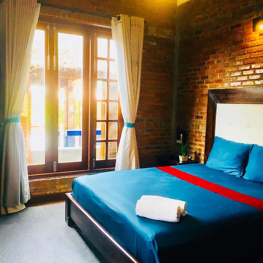 Calm House Hotel Hoi An 1