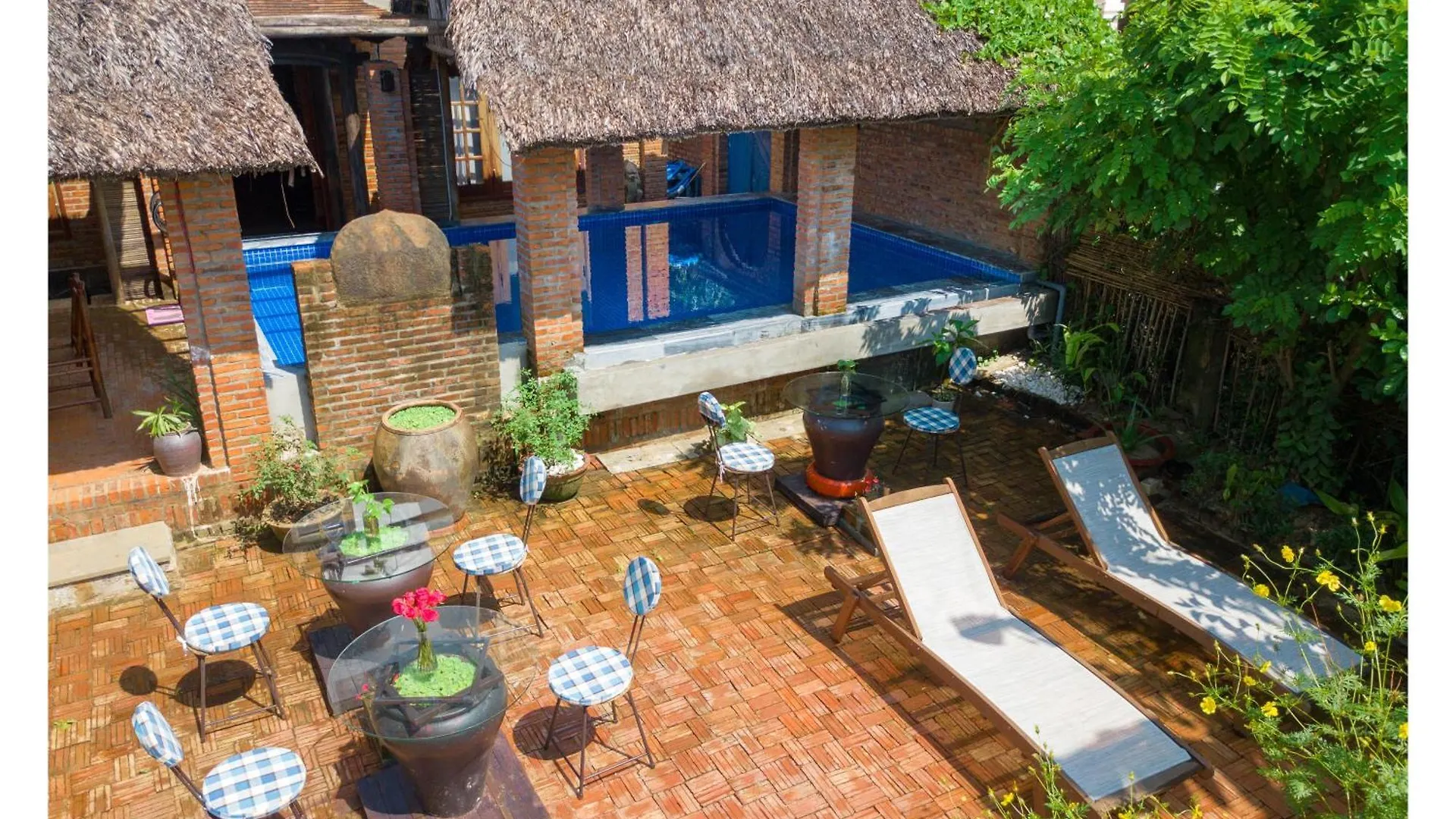 Calm House Hotel Hoi An 1