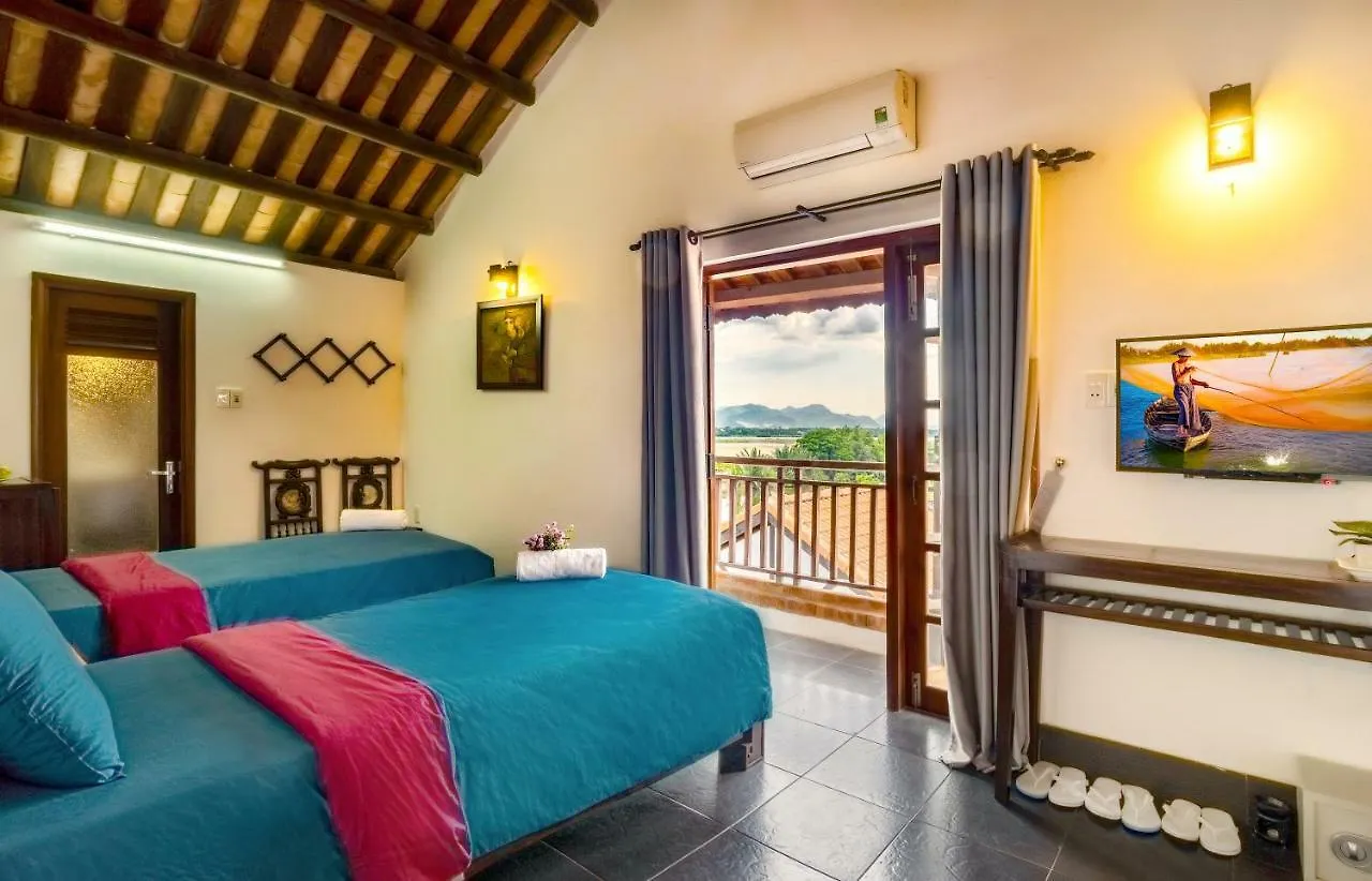 Calm House Hotel Hoi An 1