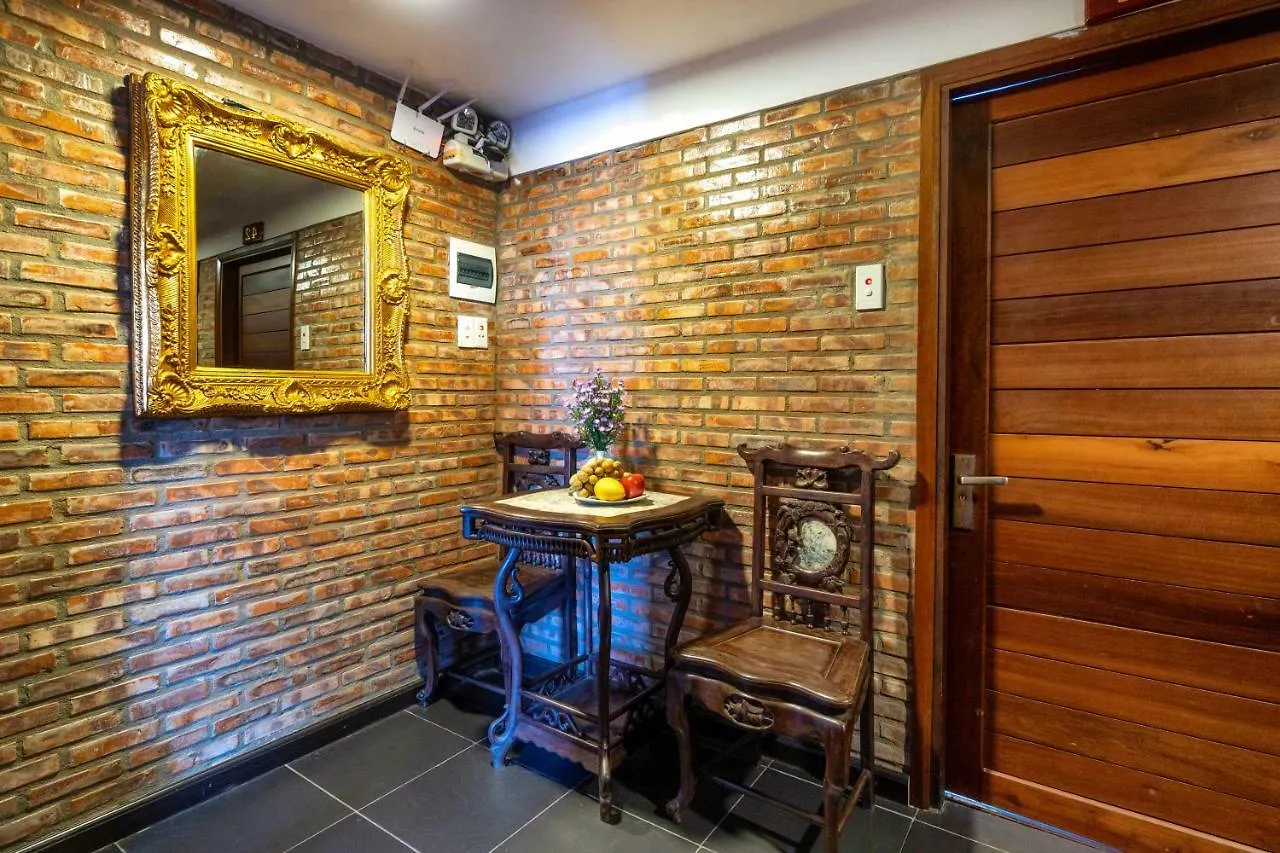 Calm House Hotel Hoi An 1