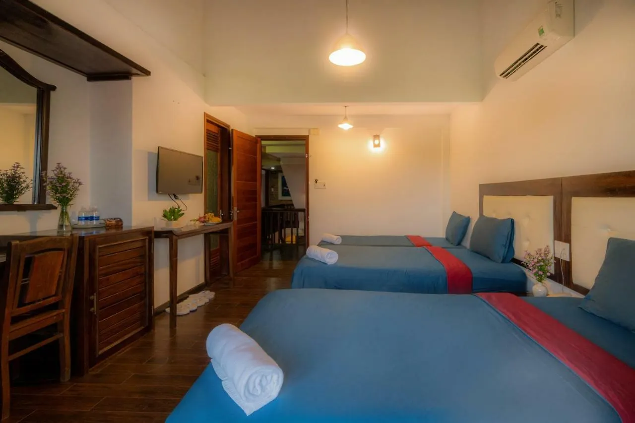 **  Calm House Hotel Hoi An 1 Wietnam