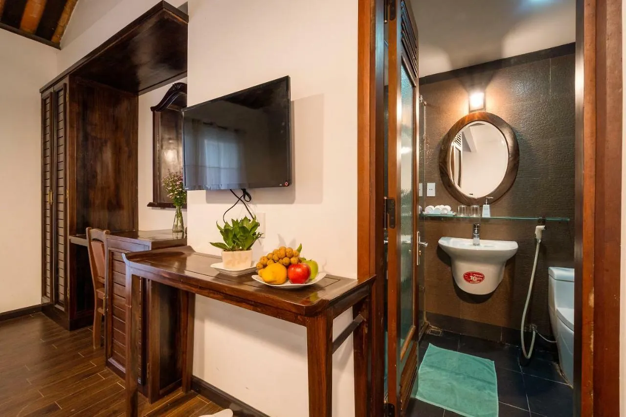 Calm House Hotel Hoi An 1