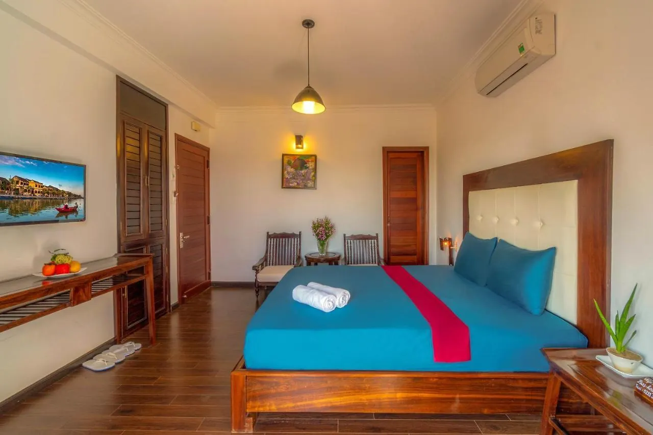 Calm House Hotel Hoi An 1